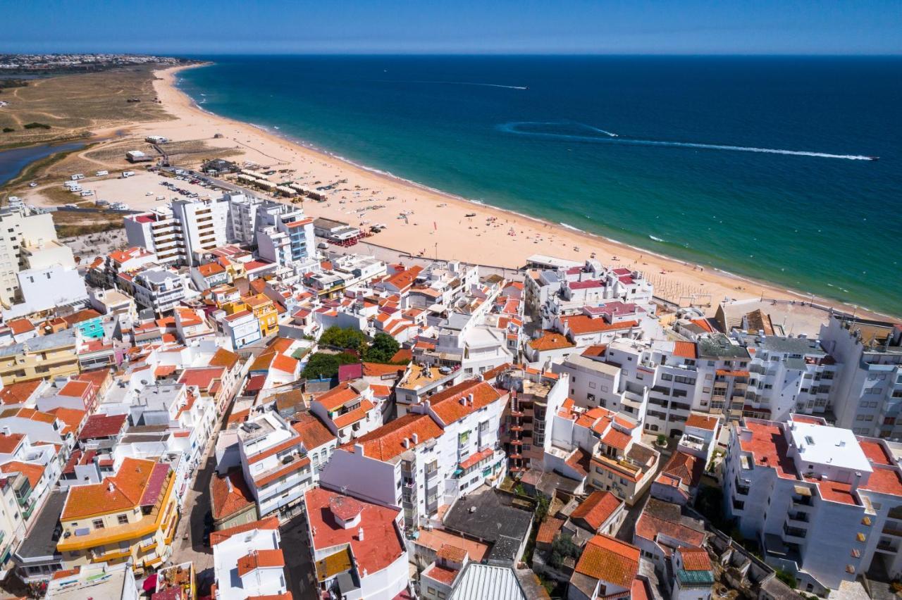 Apartamento Pe Na Areia, Armação de Pêra מראה חיצוני תמונה